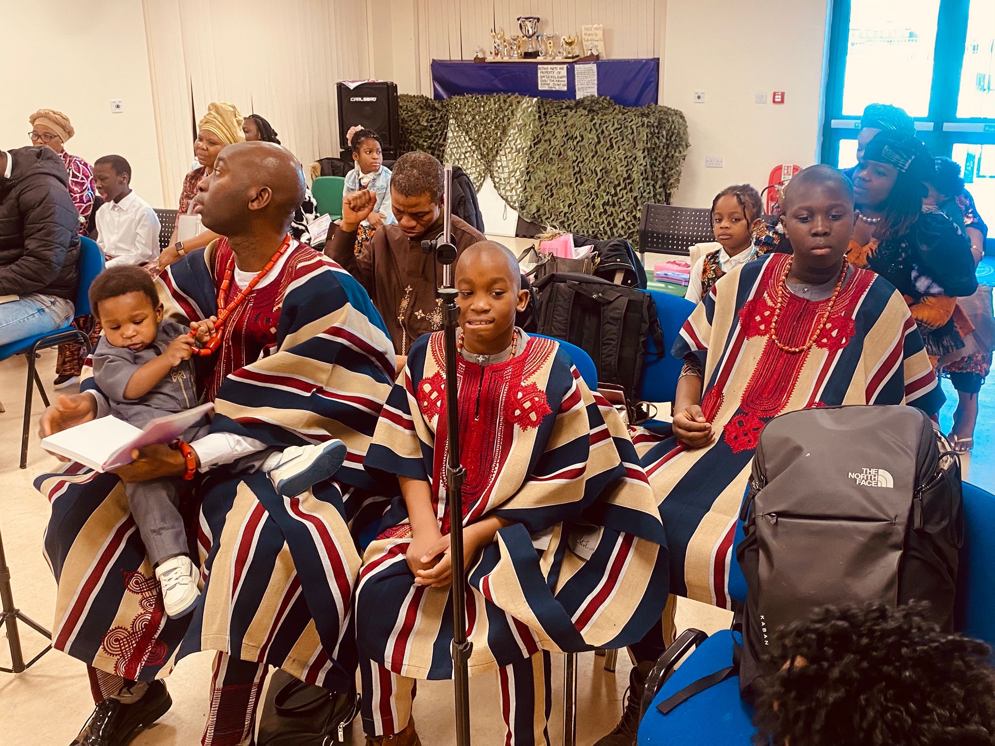 71ecaba8-3c0d-443d-92d8-dc1486e2bf7e