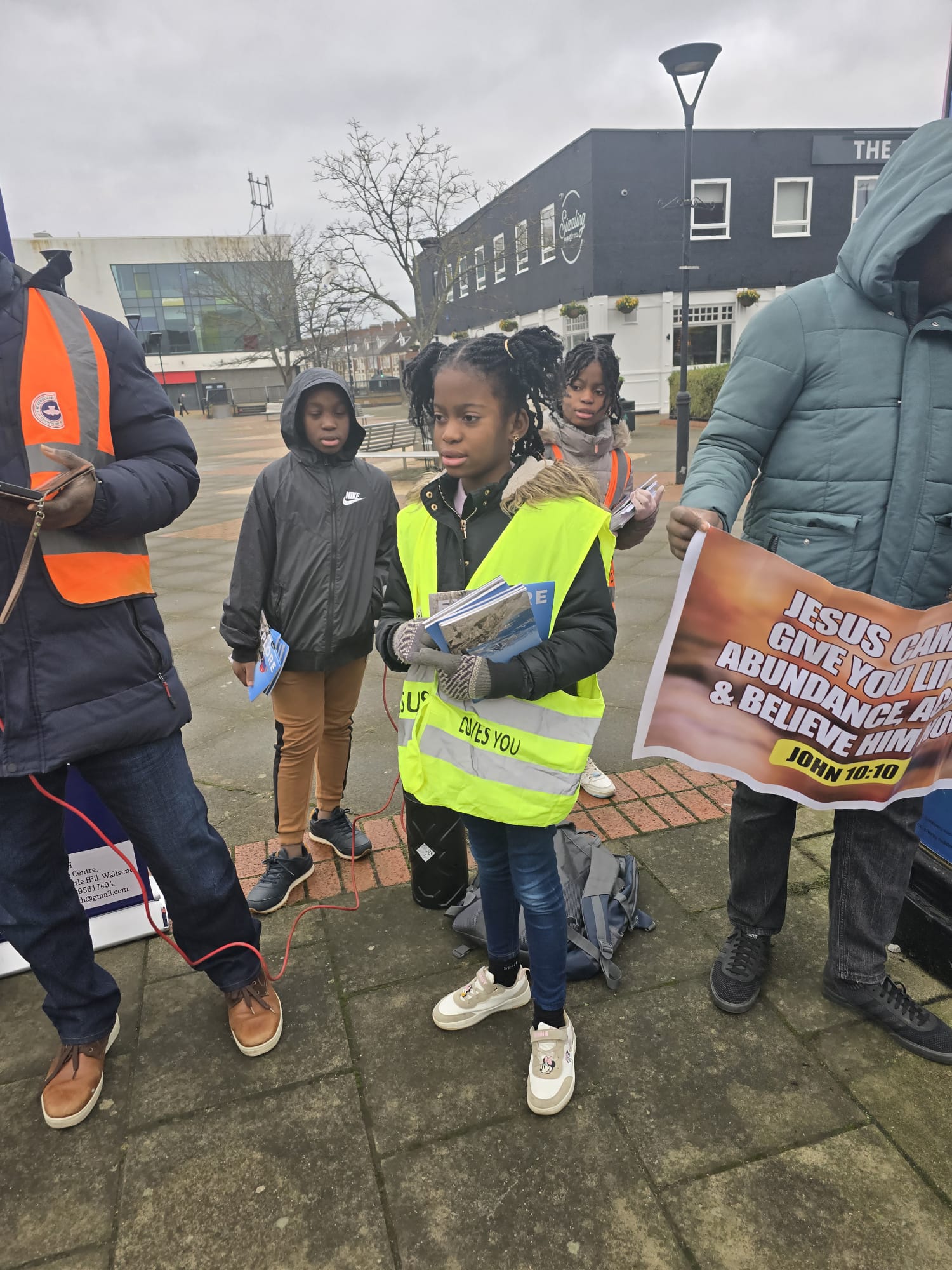 WhatsApp Image 2025-12-28 at 23.22.03